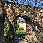 Holiday home Confortable Pour 4 Pers. Avec Piscine Et Terrasse - Fr-1-744-53 *