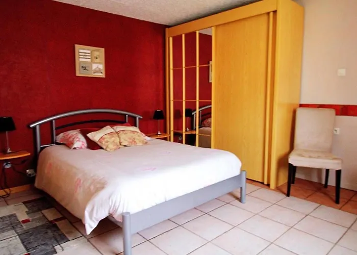 Confortable Pour 4 Pers. Avec Piscine Et Terrasse - Fr-1-744-53 Nyaraló *